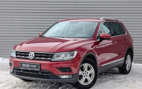 Volkswagen Tiguan II, 2017 год, 2 300 000 рублей, 1 фотография