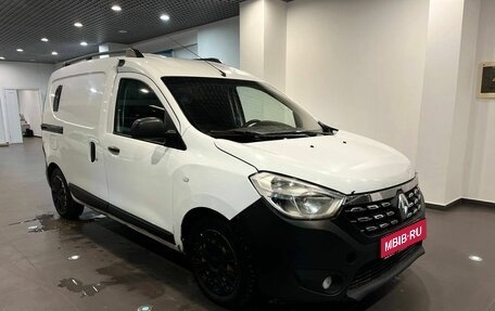 Renault Dokker, 2018 год, 1 240 000 рублей, 1 фотография