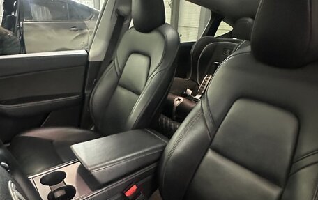 Tesla Model Y I, 2021 год, 4 100 000 рублей, 5 фотография