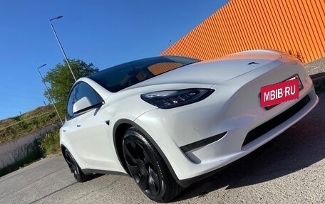Tesla Model Y I, 2021 год, 4 100 000 рублей, 14 фотография