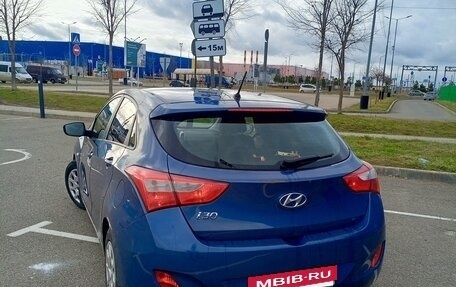 Hyundai i30 II рестайлинг, 2014 год, 850 000 рублей, 3 фотография