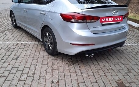 Hyundai Elantra VI рестайлинг, 2017 год, 1 175 000 рублей, 5 фотография