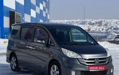 Honda Stepwgn III, 2009 год, 1 350 000 рублей, 2 фотография