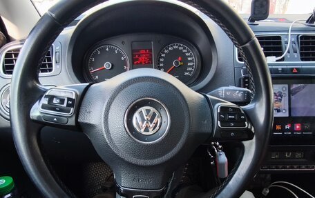 Volkswagen Polo VI (EU Market), 2013 год, 899 999 рублей, 10 фотография