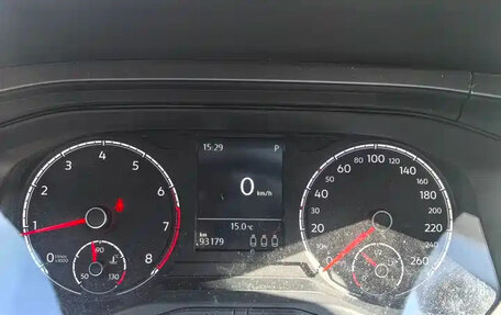 Volkswagen Polo, 2021 год, 999 999 рублей, 12 фотография