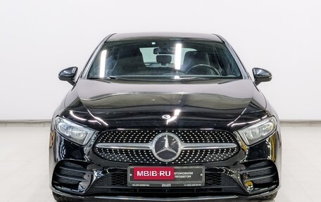 Mercedes-Benz A-Класс, 2020 год, 2 730 000 рублей, 2 фотография