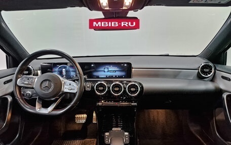 Mercedes-Benz A-Класс, 2020 год, 2 730 000 рублей, 14 фотография