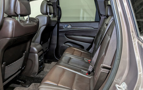 Jeep Grand Cherokee, 2018 год, 2 550 000 рублей, 11 фотография