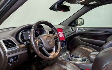 Jeep Grand Cherokee, 2018 год, 2 550 000 рублей, 15 фотография