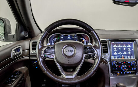 Jeep Grand Cherokee, 2018 год, 2 550 000 рублей, 21 фотография