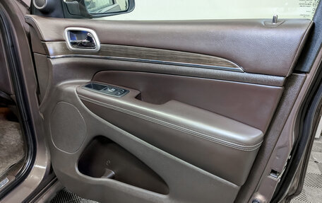 Jeep Grand Cherokee, 2018 год, 2 550 000 рублей, 24 фотография