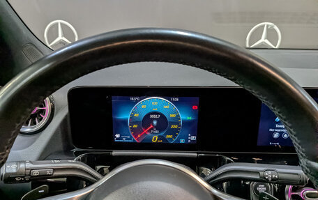 Mercedes-Benz GLA, 2020 год, 3 700 000 рублей, 24 фотография