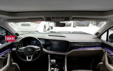 Volkswagen Touareg III, 2019 год, 5 150 000 рублей, 14 фотография