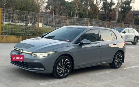 Volkswagen Golf VIII, 2021 год, 1 279 000 рублей, 2 фотография