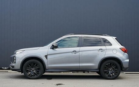 Mitsubishi RVR III рестайлинг, 2022 год, 1 518 000 рублей, 3 фотография