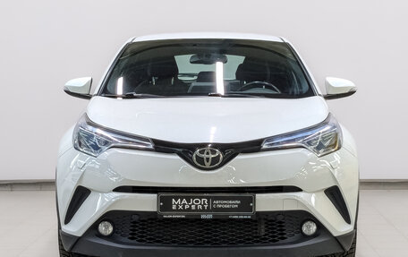 Toyota C-HR I рестайлинг, 2019 год, 2 555 000 рублей, 2 фотография