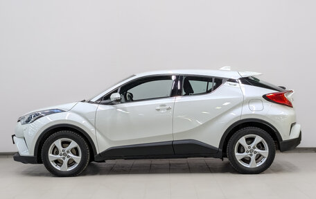 Toyota C-HR I рестайлинг, 2019 год, 2 555 000 рублей, 8 фотография