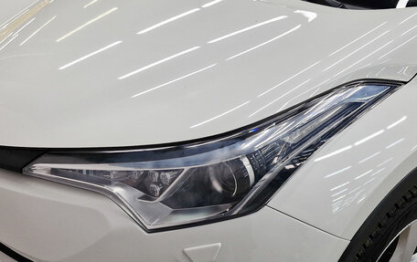 Toyota C-HR I рестайлинг, 2019 год, 2 555 000 рублей, 11 фотография