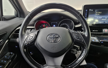 Toyota C-HR I рестайлинг, 2019 год, 2 555 000 рублей, 21 фотография