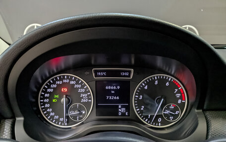 Mercedes-Benz A-Класс, 2015 год, 1 600 000 рублей, 16 фотография