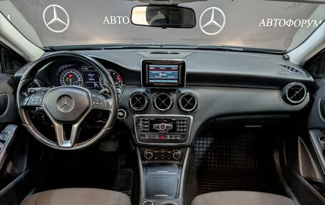 Mercedes-Benz A-Класс, 2015 год, 1 600 000 рублей, 14 фотография