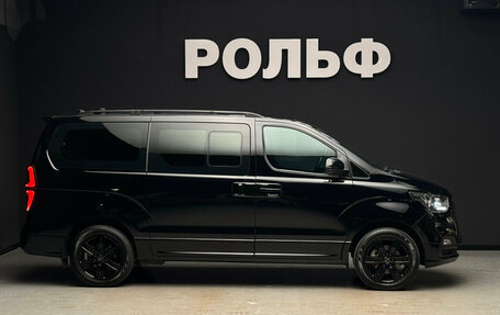 Hyundai Grand Starex Grand Starex I рестайлинг 2, 2020 год, 4 600 000 рублей, 5 фотография