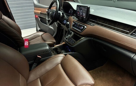 Hyundai Grand Starex Grand Starex I рестайлинг 2, 2020 год, 4 600 000 рублей, 12 фотография