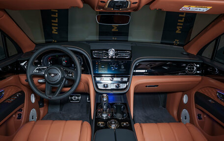 Bentley Bentayga I, 2026 год, 41 500 000 рублей, 38 фотография