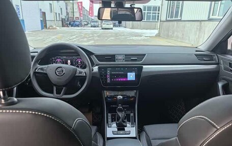 Skoda Superb III рестайлинг, 2023 год, 2 150 008 рублей, 12 фотография