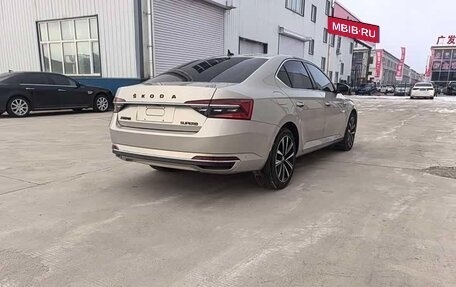 Skoda Superb III рестайлинг, 2023 год, 2 150 008 рублей, 4 фотография