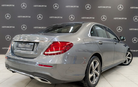 Mercedes-Benz E-Класс, 2020 год, 4 183 000 рублей, 5 фотография