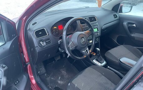 Volkswagen Polo VI (EU Market), 2011 год, 800 000 рублей, 4 фотография