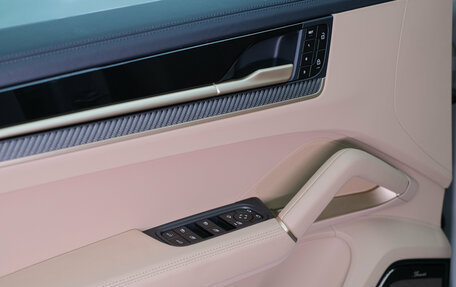 Porsche Cayenne III, 2025 год, 21 817 976 рублей, 13 фотография