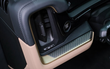 Porsche Cayenne III, 2025 год, 21 817 976 рублей, 17 фотография