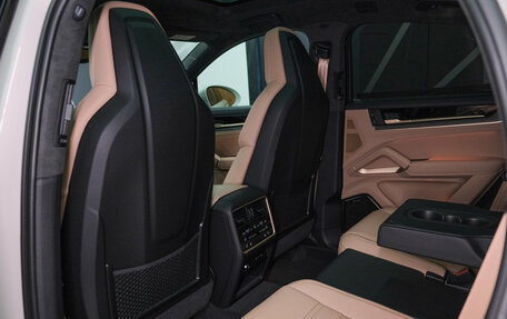 Porsche Cayenne III, 2025 год, 21 817 976 рублей, 33 фотография