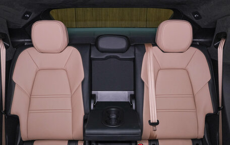 Porsche Cayenne III, 2025 год, 21 817 976 рублей, 28 фотография