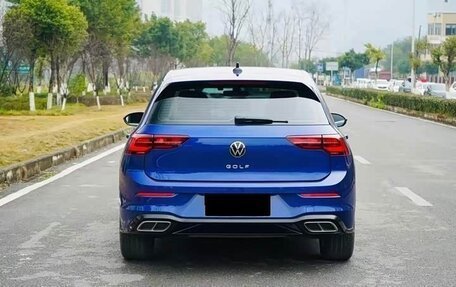 Volkswagen Golf VIII, 2022 год, 2 100 000 рублей, 4 фотография