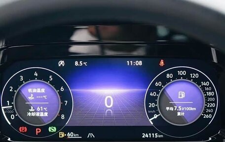 Volkswagen Golf VIII, 2022 год, 2 100 000 рублей, 12 фотография