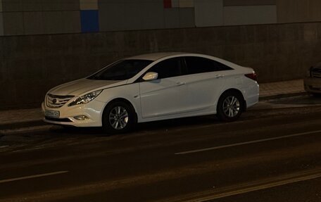 Hyundai Sonata VI, 2011 год, 825 000 рублей, 6 фотография