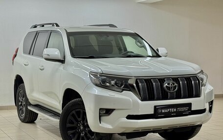 Toyota Land Cruiser Prado 150 рестайлинг 2, 2019 год, 4 998 000 рублей, 3 фотография