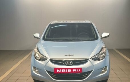 Hyundai Avante, 2011 год, 800 000 рублей, 2 фотография