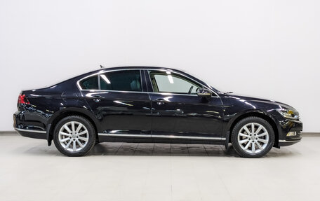 Volkswagen Passat B8 рестайлинг, 2016 год, 2 315 000 рублей, 4 фотография