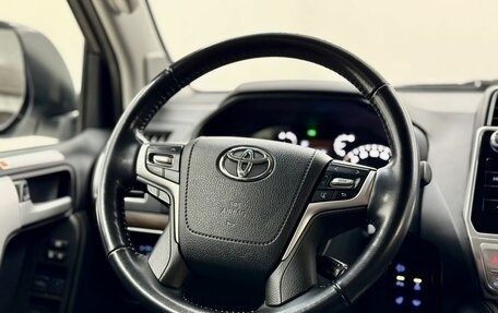 Toyota Land Cruiser Prado 150 рестайлинг 2, 2019 год, 4 998 000 рублей, 17 фотография