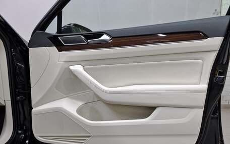 Volkswagen Passat B8 рестайлинг, 2016 год, 2 315 000 рублей, 23 фотография