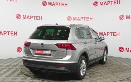 Volkswagen Tiguan II, 2018 год, 2 880 000 рублей, 5 фотография