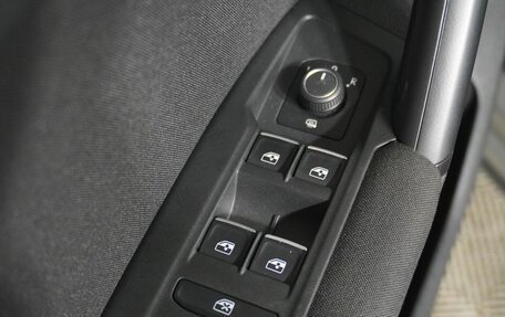 Volkswagen Tiguan II, 2018 год, 2 880 000 рублей, 14 фотография