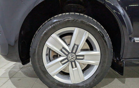 Volkswagen Multivan T6 рестайлинг, 2021 год, 6 500 000 рублей, 12 фотография