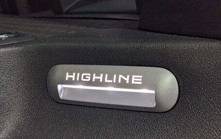 Volkswagen Multivan T6 рестайлинг, 2021 год, 6 500 000 рублей, 30 фотография