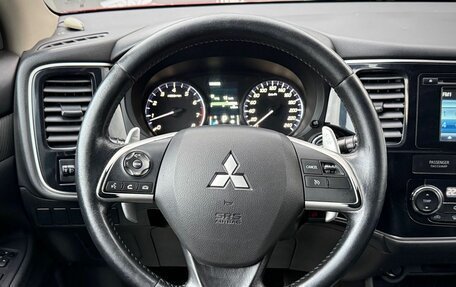 Mitsubishi Outlander III рестайлинг 3, 2013 год, 1 099 000 рублей, 17 фотография