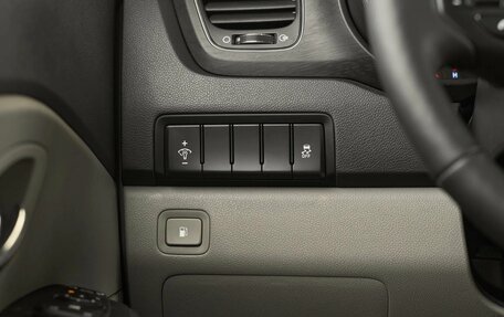 KIA Carnival III, 2020 год, 2 400 000 рублей, 15 фотография